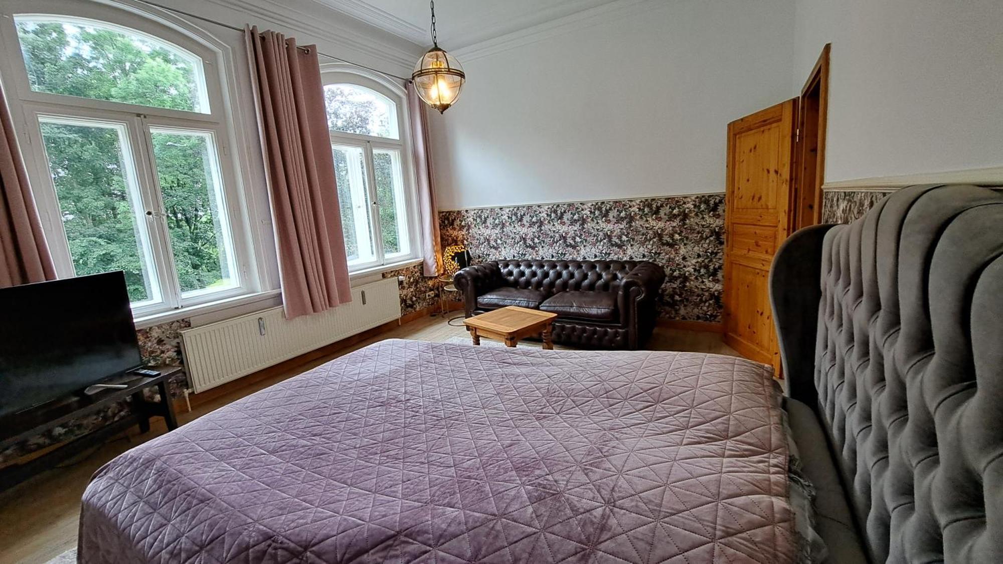 Haus Im Park Appartement Wesselburen Buitenkant foto